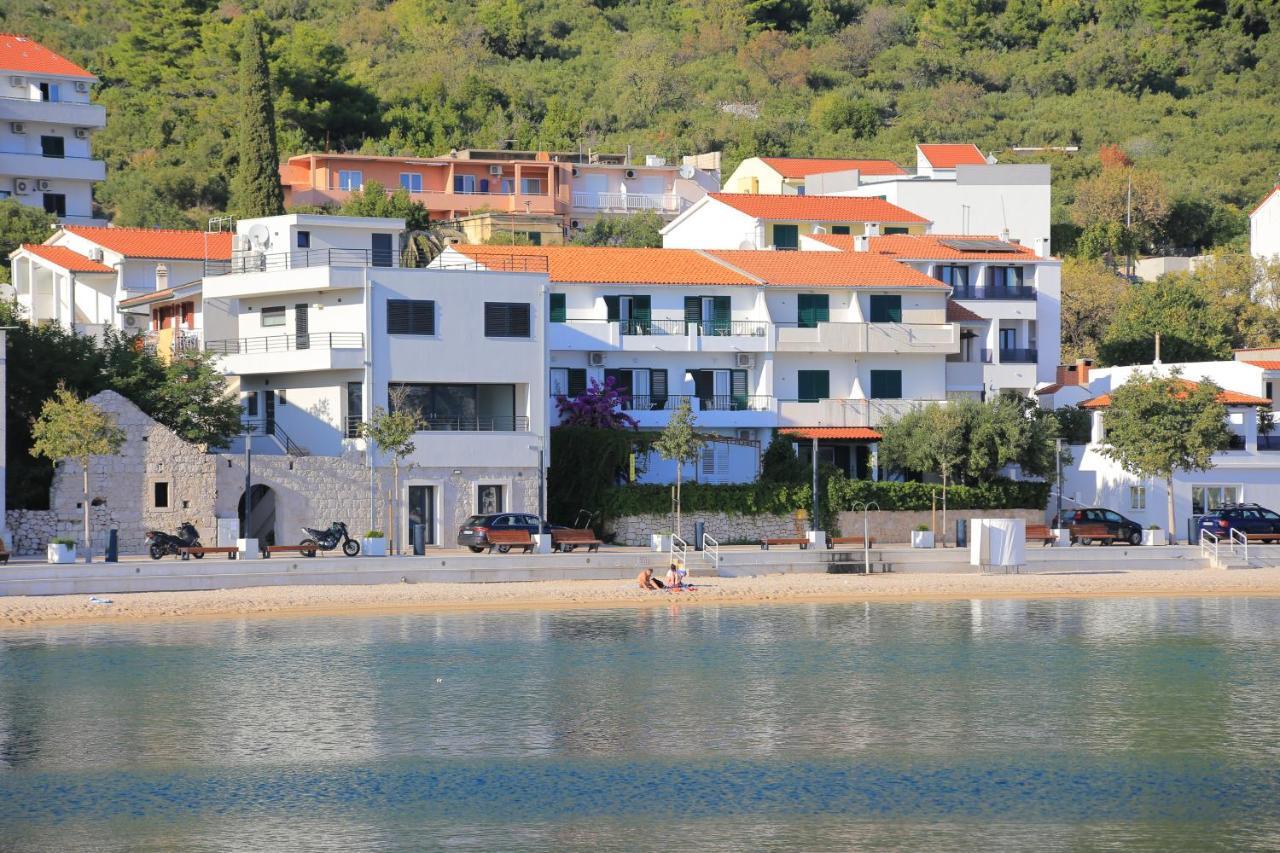 Apartments By The Sea Igrane, Makarska - 6653 Eksteriør bilde