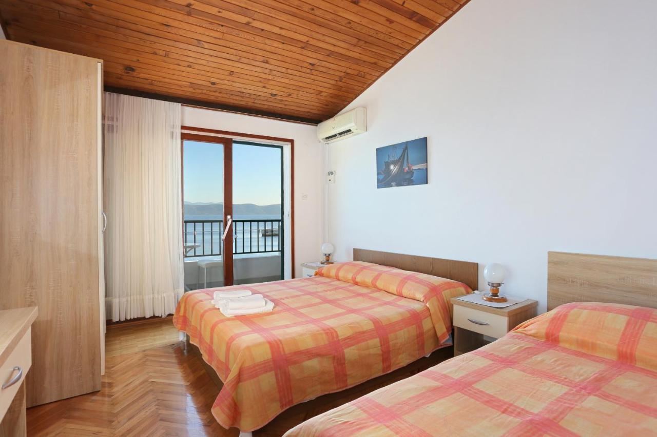 Apartments By The Sea Igrane, Makarska - 6653 Eksteriør bilde