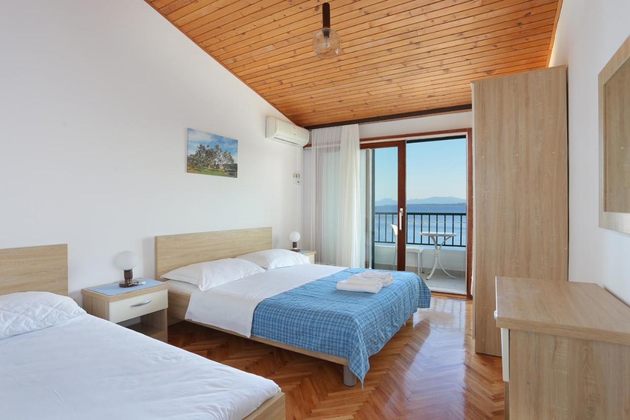 Apartments By The Sea Igrane, Makarska - 6653 Eksteriør bilde