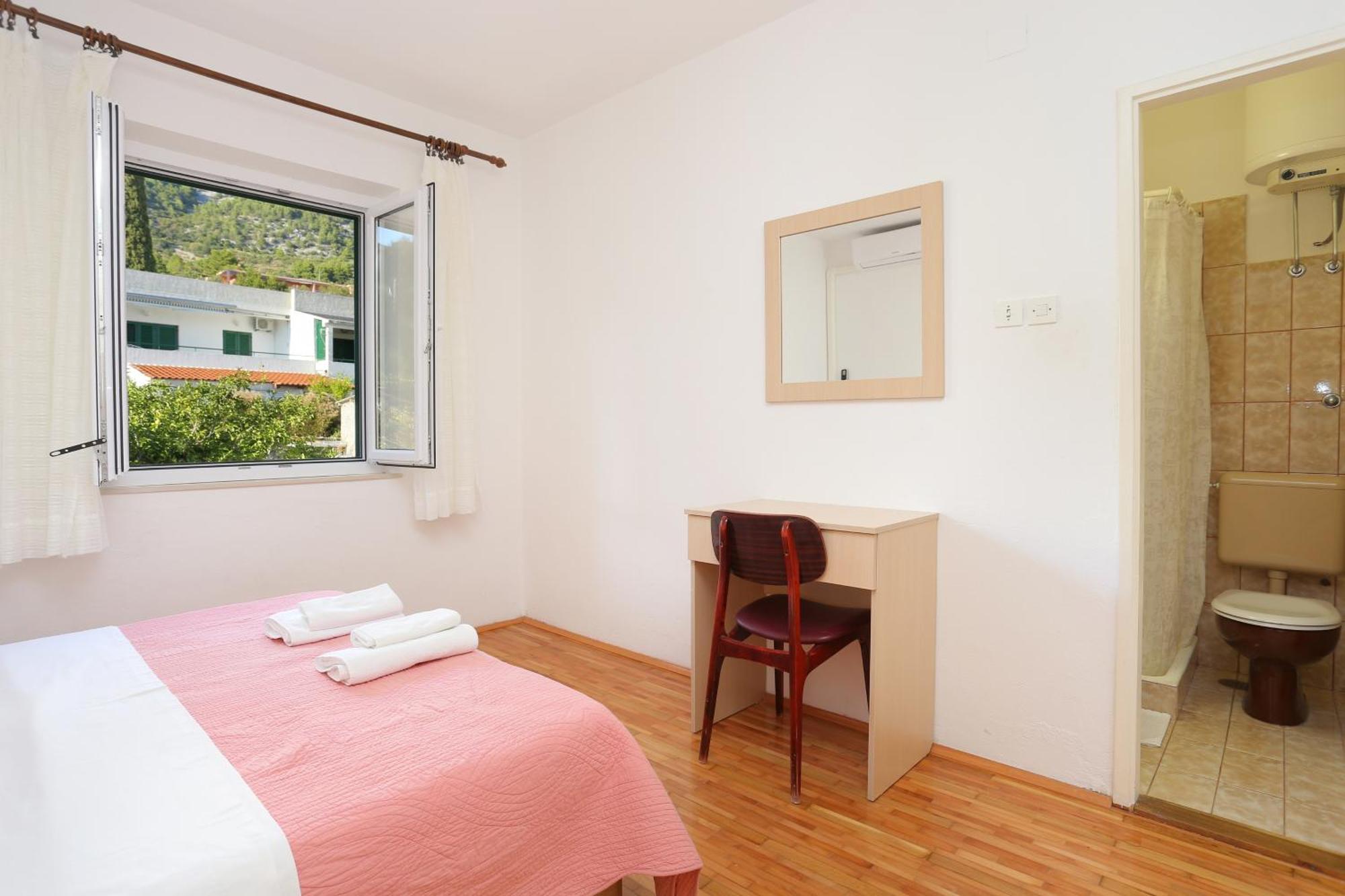 Apartments By The Sea Igrane, Makarska - 6653 Rom bilde